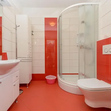 With Parking Space - 25502 Apartman