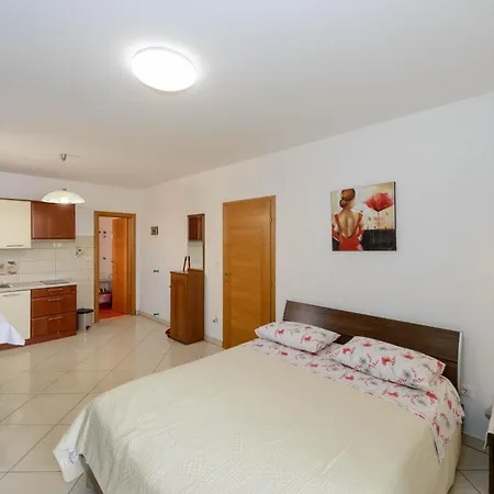 With Parking Space - 25502 Apartamento