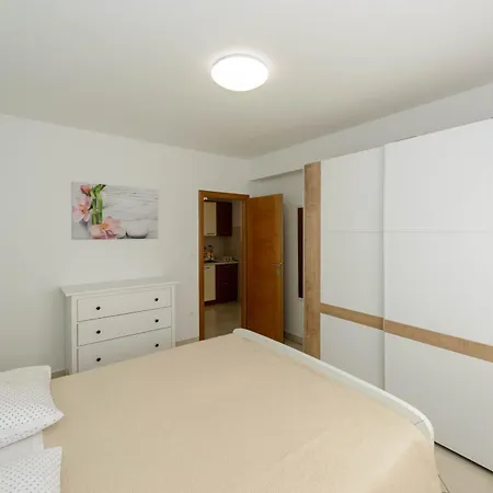 With Parking Space - 25502 Apartamento *